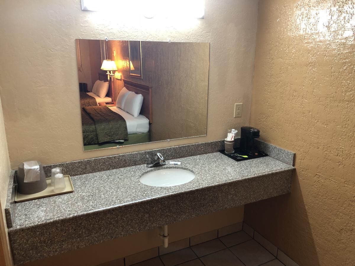 Deluxe Inn Lawton Exteriér fotografie